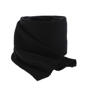 pol_pl_Szalik-zimowy-damski-czarny-100-welniana-merino-Jessica-12986_1.jpg