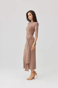 lidiana-sukienka-midi-w-kolorze-cappuccino (4).webp